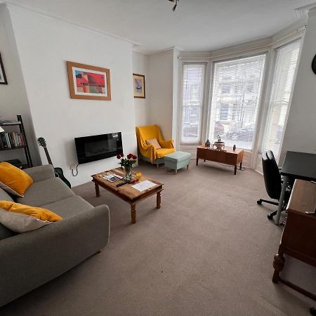 Lovely - 1 Bedroom Flat In Hastings Town Centre Экстерьер фото