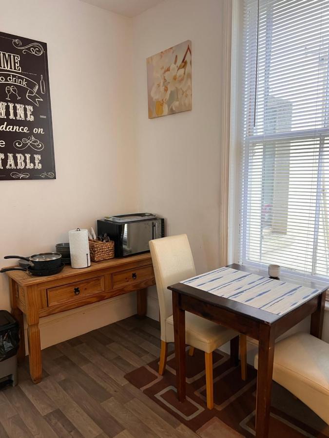 Lovely - 1 Bedroom Flat In Hastings Town Centre Экстерьер фото