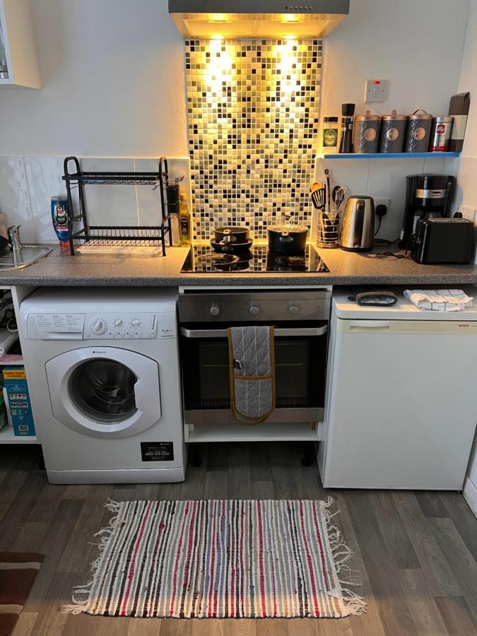 Lovely - 1 Bedroom Flat In Hastings Town Centre Экстерьер фото
